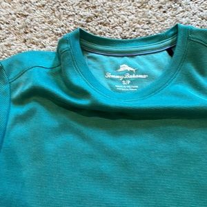 Men’s size small Tommy bahama tencel short sleeve turquoise shirt